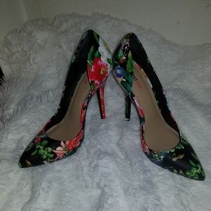 Jusfab floral pumps